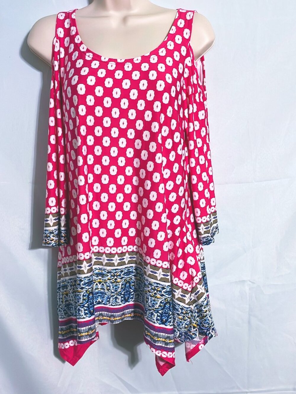 White Mark Multicolor Cold Shoulder Tunic Size L